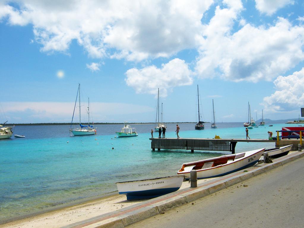 Bonaire Seaside Apartments Εξωτερικό φωτογραφία