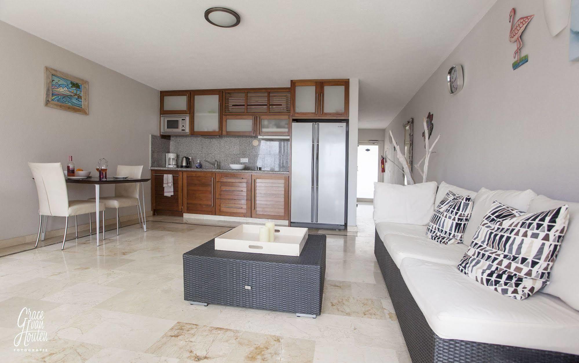 Bonaire Seaside Apartments Εξωτερικό φωτογραφία